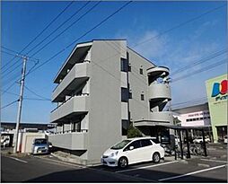 スリーサンズ