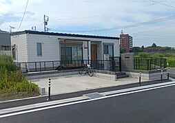 伊勢原市上粕屋の一戸建て