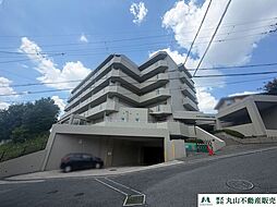 ネオハイツ学園前V番館