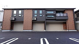 パインズガレージ B