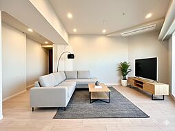 ローレルコート新宿タワー