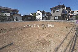 吉川市中曽根2丁目　新築戸建　全3棟　B号棟