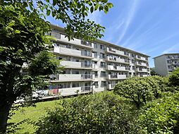 寺尾台住宅8号棟