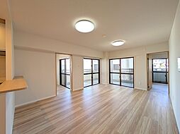 パラシオン国場