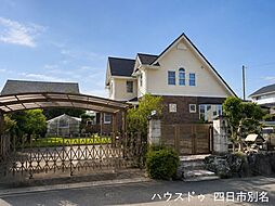 四日市市別名4丁目　中古戸建