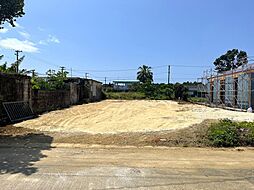下地与那覇　サニツ浜近く集落内　85坪　宅地