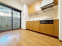 荘苑八事ビラージュ壱番館 102