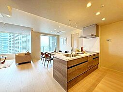 THE TOKYO TOWERS SEA TOWER