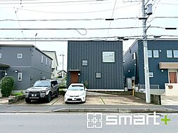 つくば市陣場築浅吹き抜けとストリップ階段が映える中古戸建