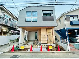 都心近接、世田谷・下馬の静域。上質な暮らしを叶える新築邸宅。