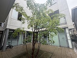 N’sBau エヌズバウ幡ヶ谷の活気から一歩奥まった、西原