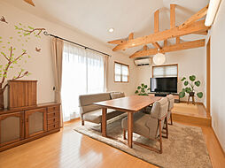 東大和市中央２丁目の一戸建て