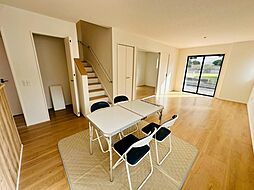 ラスト１棟　八幡西区東鳴水 ２号棟