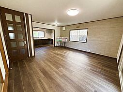 中古戸建　四日市市三滝台2丁目　2階建5LDK
