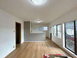 加賀市大聖寺三ツ町錦城ケ丘　戸建て