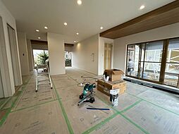 小松市月美丘　戸建て