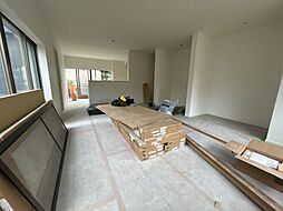 小松市今江町2丁目　戸建て