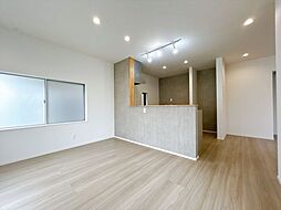小松市青路町　戸建て