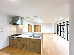 山鹿市鹿校通1丁目　戸建て