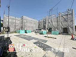 周辺環境充実・収納豊富　三木市末広新築戸建　全7棟 2号棟