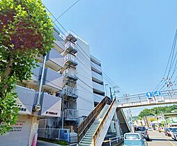 横浜市金沢区六浦４丁目