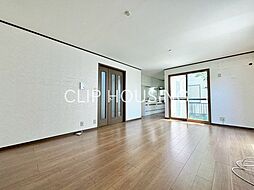 横浜市神奈川区三枚町 中古戸建