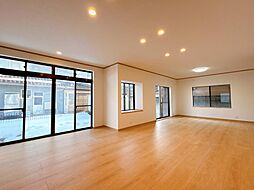 滑川市上小泉　戸建て