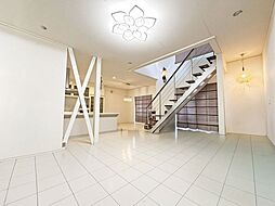 北市場本町二丁目戸建