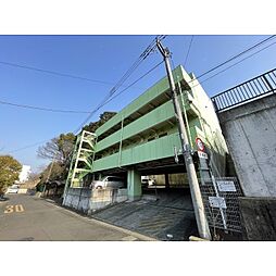 コーポピアなかやまE棟 32