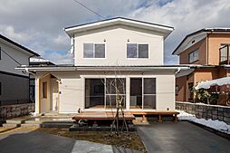 秋田市広面字碇の一戸建て