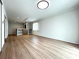 豊川市金屋元町一丁目　3号棟