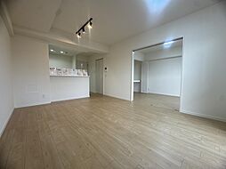 バンベール春日井 702