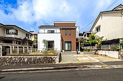 豊能郡豊能町新光風台5丁目の一戸建て