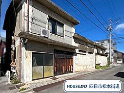 四日市市東富田町　建築条件なし土地