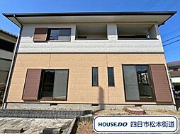 四日市市桜新町2丁目　中古一戸建て