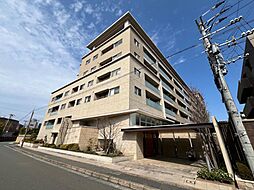 西新コンドミニアム