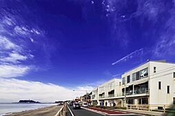 WEEKEND HOUSE ALLEY 203