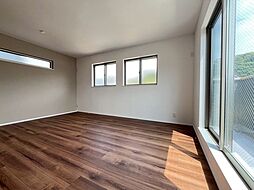 ビルトインガレージハウス（D棟）JR「逗子駅」徒歩17分