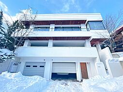 札幌市中央区宮の森二条17丁目　戸建て