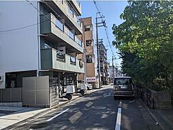 プレアール御陵前