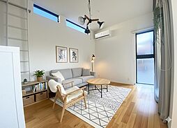 令和元年築 陽当り良好なデザイナーズ住宅