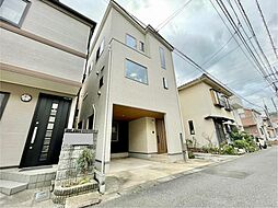 坂下町４丁目・築浅・デザイナーズ住宅