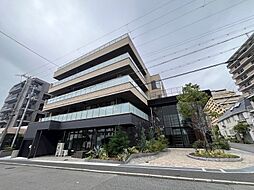 シー・クリサンス西岡本