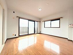 ユニライフ上新庄