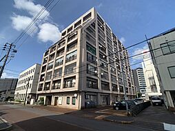マンション南