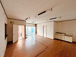 春日井市上条町三丁目　戸建て