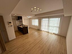 ロイヤルコート大谷地壱番館A 1103