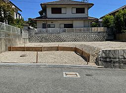箕面市粟生新家5丁目土地