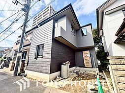 設備充実　陽光差し込む2階リビング
