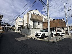 多摩市連光寺4丁目　南西角地の築浅戸建
